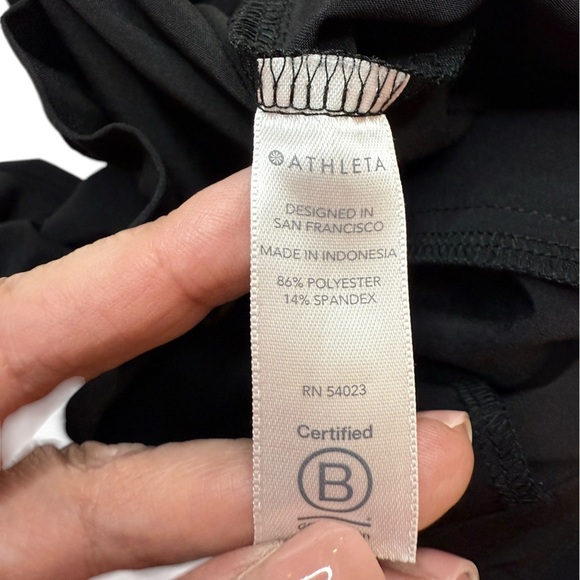 Athleta Skyline Pant ll Black High Rise Paper Bag Waist Attached Tie Belt Size 2 - Picture 7 of 9